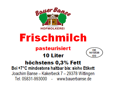 Frischmilch entrahmt im Eimer